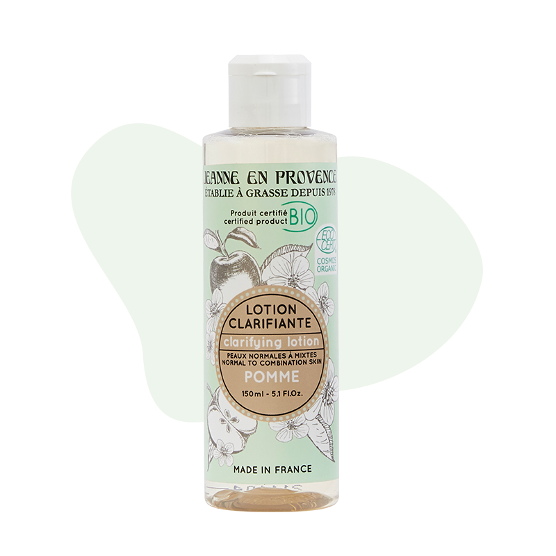 Clarifying lotion with apple