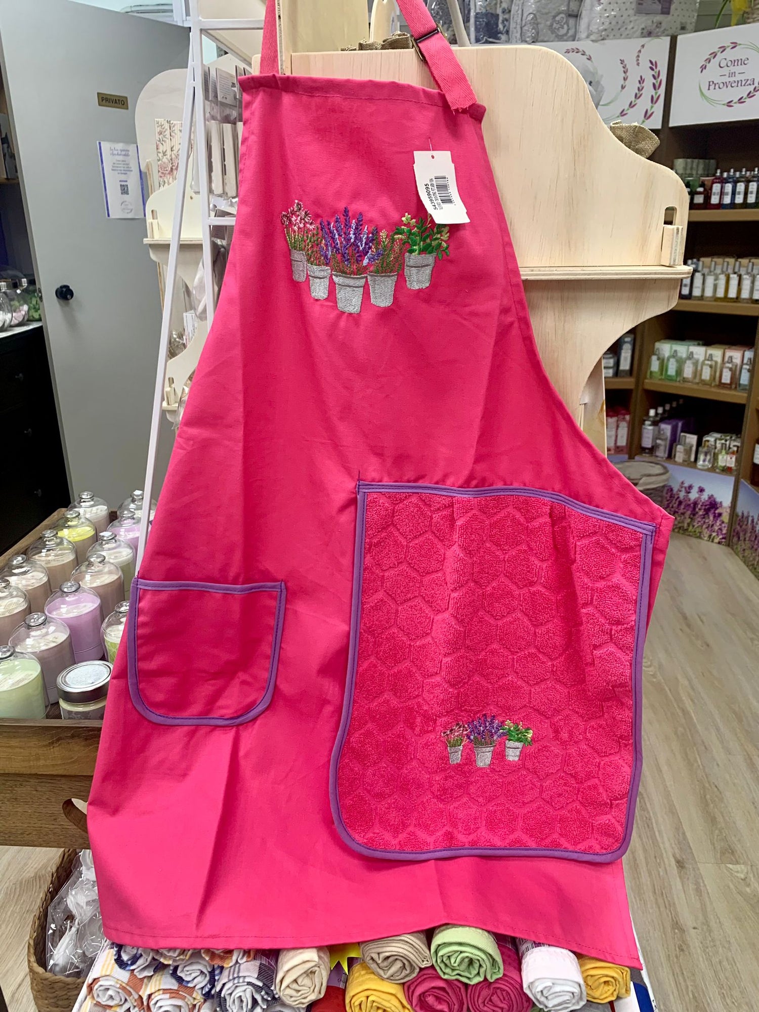 Grembiule ricamato con torchon in spugna di cotone collezione Petit Jardin